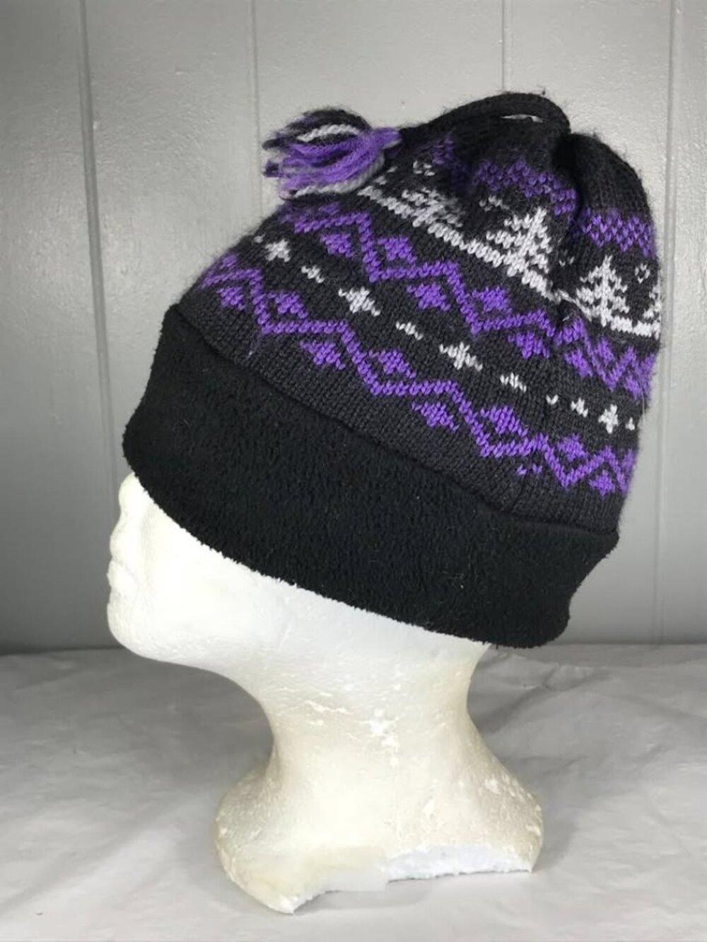 Vintage Perigee Wool blend Fair Isle Ski Tassle beanie hat made USA osfm